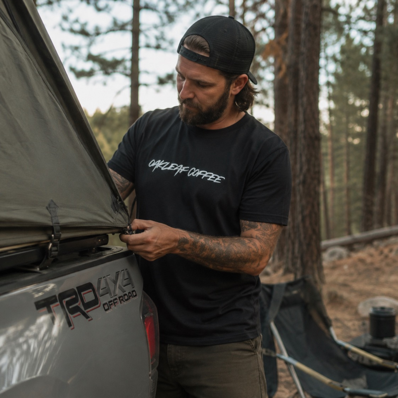 Oakleaf Coffee Black Tee (Unisex)